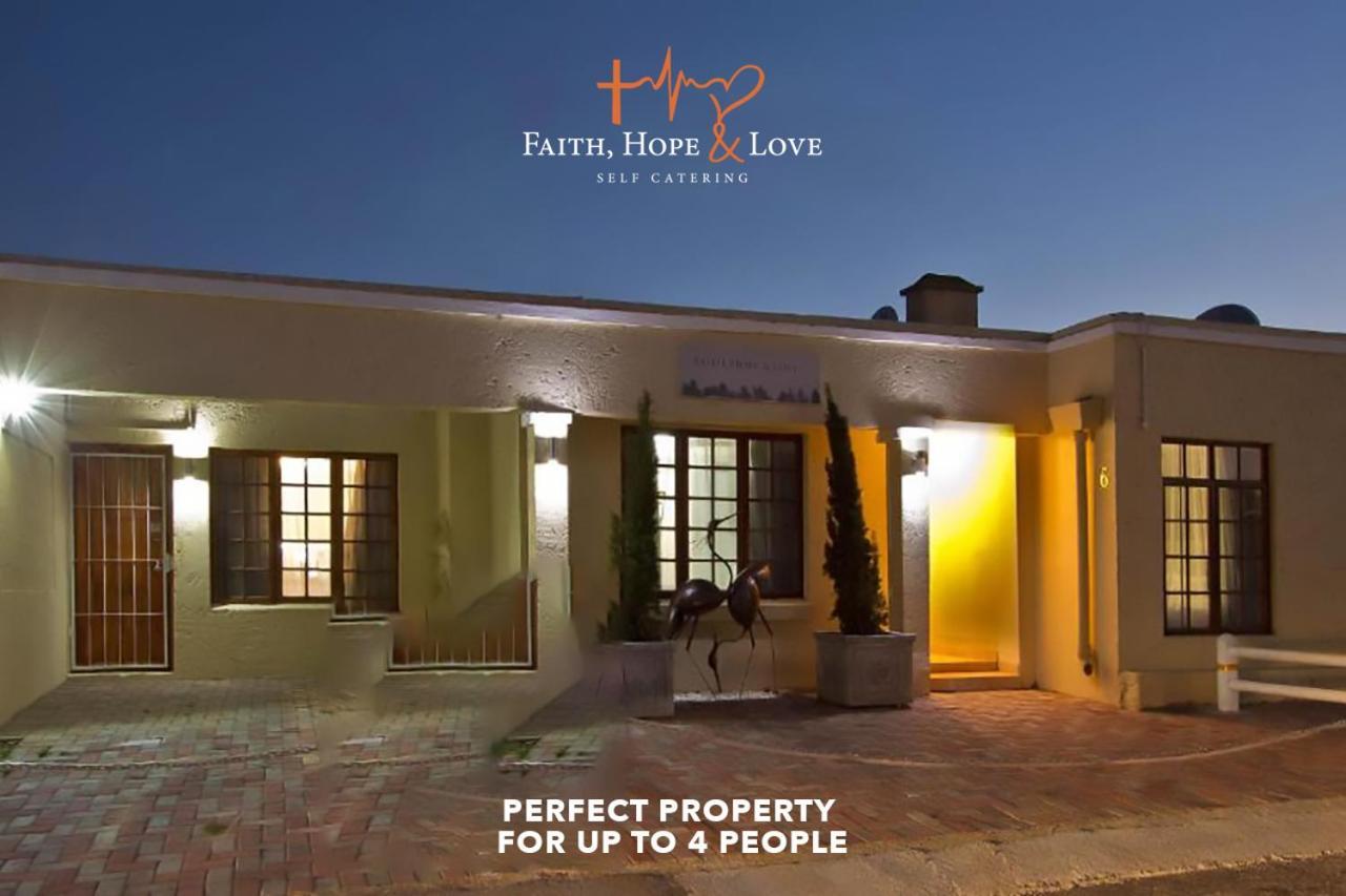 Faith, Hope & Love Self Catering Port Elizabeth Exteriör bild