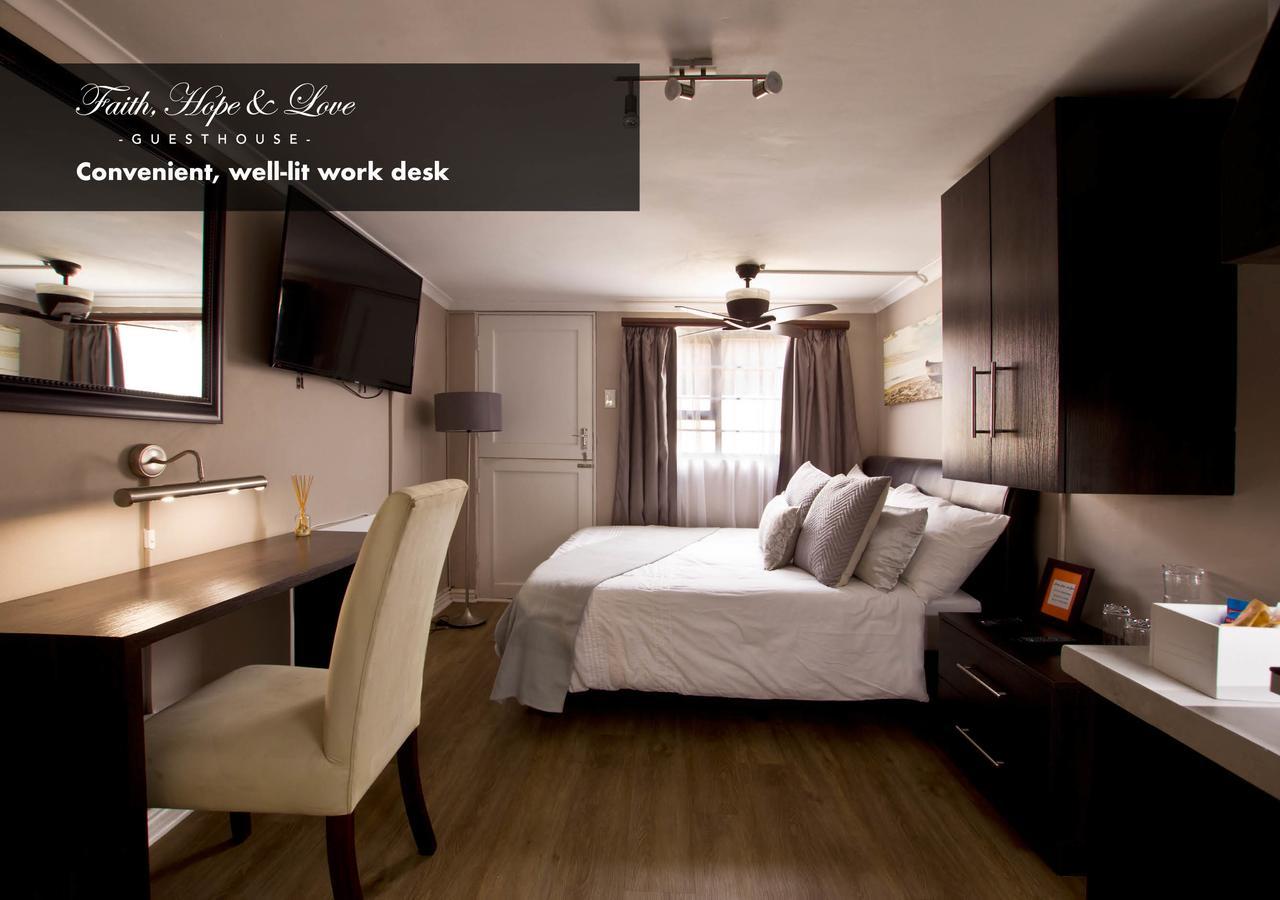 Faith, Hope & Love Self Catering Port Elizabeth Exteriör bild